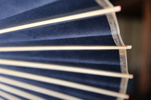 Load image into Gallery viewer, 蛇の目傘【群青】(クリーム) - 和傘CASA
