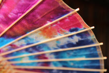 Cargar imagen en el visor de la galería, 蛇の目傘【カラフル】 - 和傘CASA
