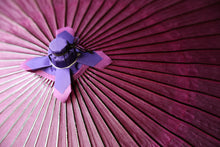 画像をギャラリービューアに読み込む, 蛇の目傘【赤紫】 - 和傘CASA
